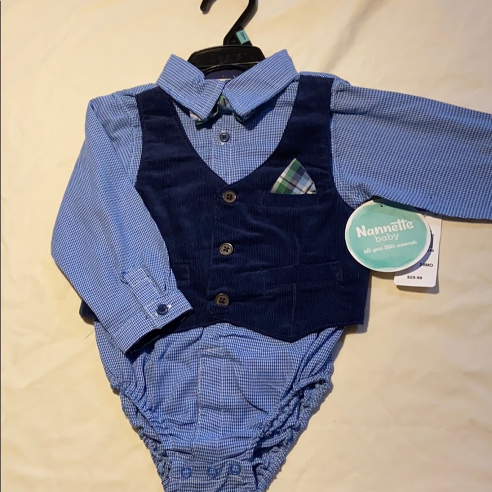 👶Cutest little onesie👶